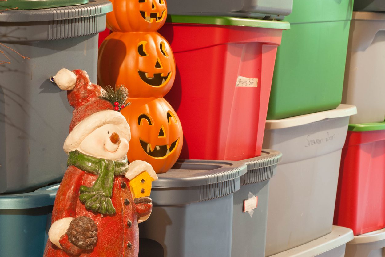 Simplify This Season: Innovative Garage Storage Solutions for Holiday Decor